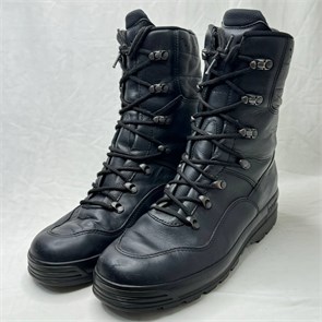 {{productViewItem.photos[photoViewList.activeNavIndex].Alt || productViewItem.photos[photoViewList.activeNavIndex].Description || 'Ботинки &quot;Haix High Walker&quot; черные 45 р-р'}}