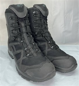 {{productViewItem.photos[photoViewList.activeNavIndex].Alt || productViewItem.photos[photoViewList.activeNavIndex].Description || 'Ботинки &quot;Haix Black Eagle Athletic&quot;'}}