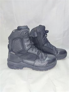 {{productViewItem.photos[photoViewList.activeNavIndex].Alt || productViewItem.photos[photoViewList.activeNavIndex].Description || 'Ботинки &quot;Magnum Strike force 8.0 SZ&quot; Б/У (40 р-р.)'}}